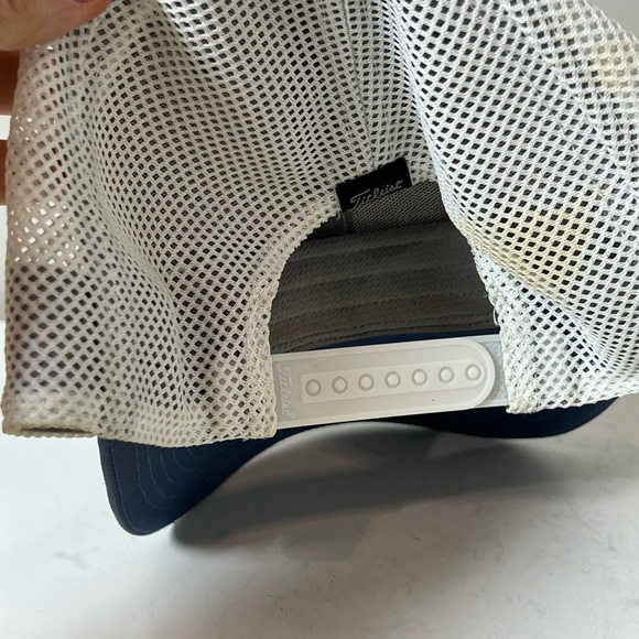 Titleist Classic Script Logo Navy White Mesh Golf Hat Cap Performance - Picture 6 of 10